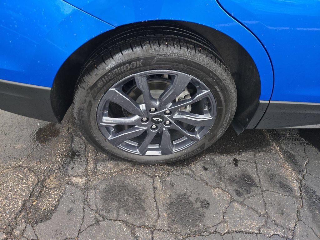 Used 2024 Chevrolet Equinox RS w/ LPO, Floor Liner Package AWD/4WD image 25