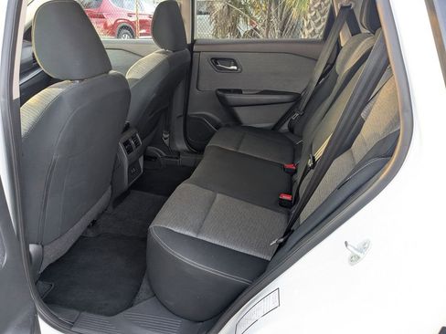 Used 2023 Nissan Rogue SV FWD image 14