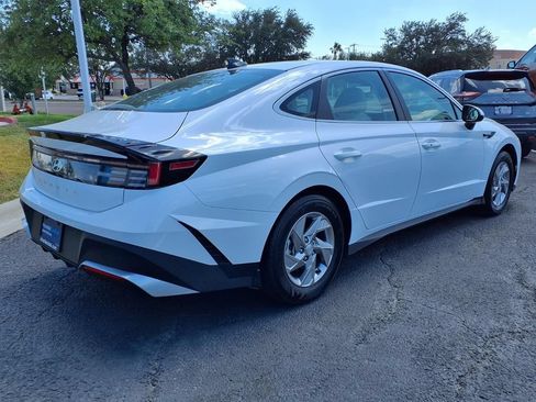 Used 2026 Hyundai Sonata SE FWD image 5