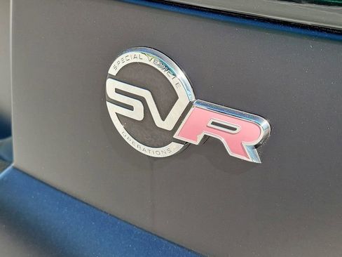 Used 2022 Land Rover Range Rover Sport SVR image 10