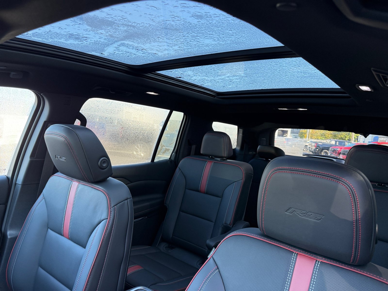 New 2027 Chevrolet Traverse RS AWD/4WD image 31