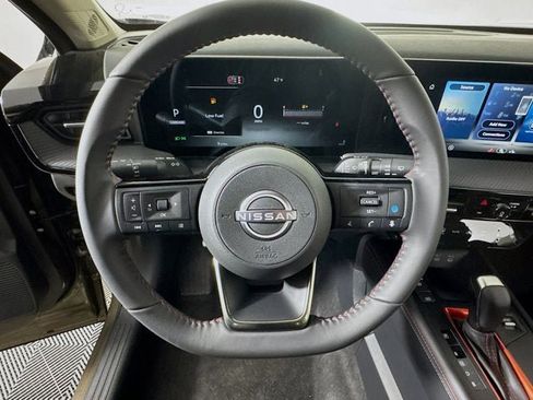 New 2026 Nissan Kicks SR w/ Cold Weather Package image 10