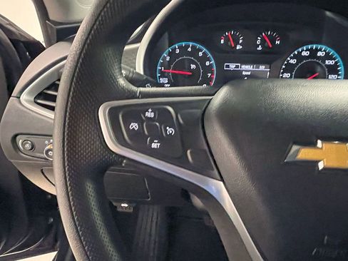 Used 2022 Chevrolet Malibu LS image 29