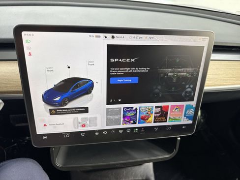 Used 2023 Tesla Model 3 Standard Range RWD image 44