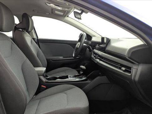 Used 2025 Kia K4 FWD image 22