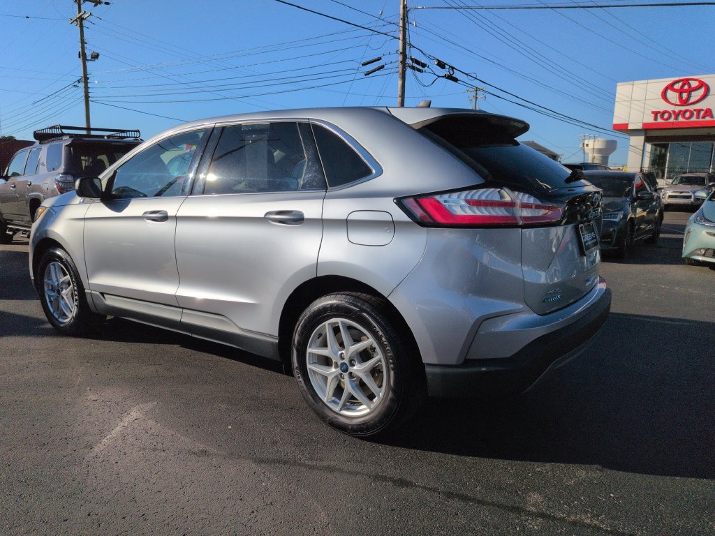 Used 2022 Ford Edge SEL AWD/4WD image 3