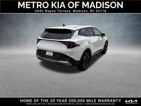 Used 2026 Kia Sportage EX FWD image 6