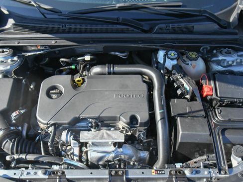 Used 2024 Chevrolet Malibu LT image 42