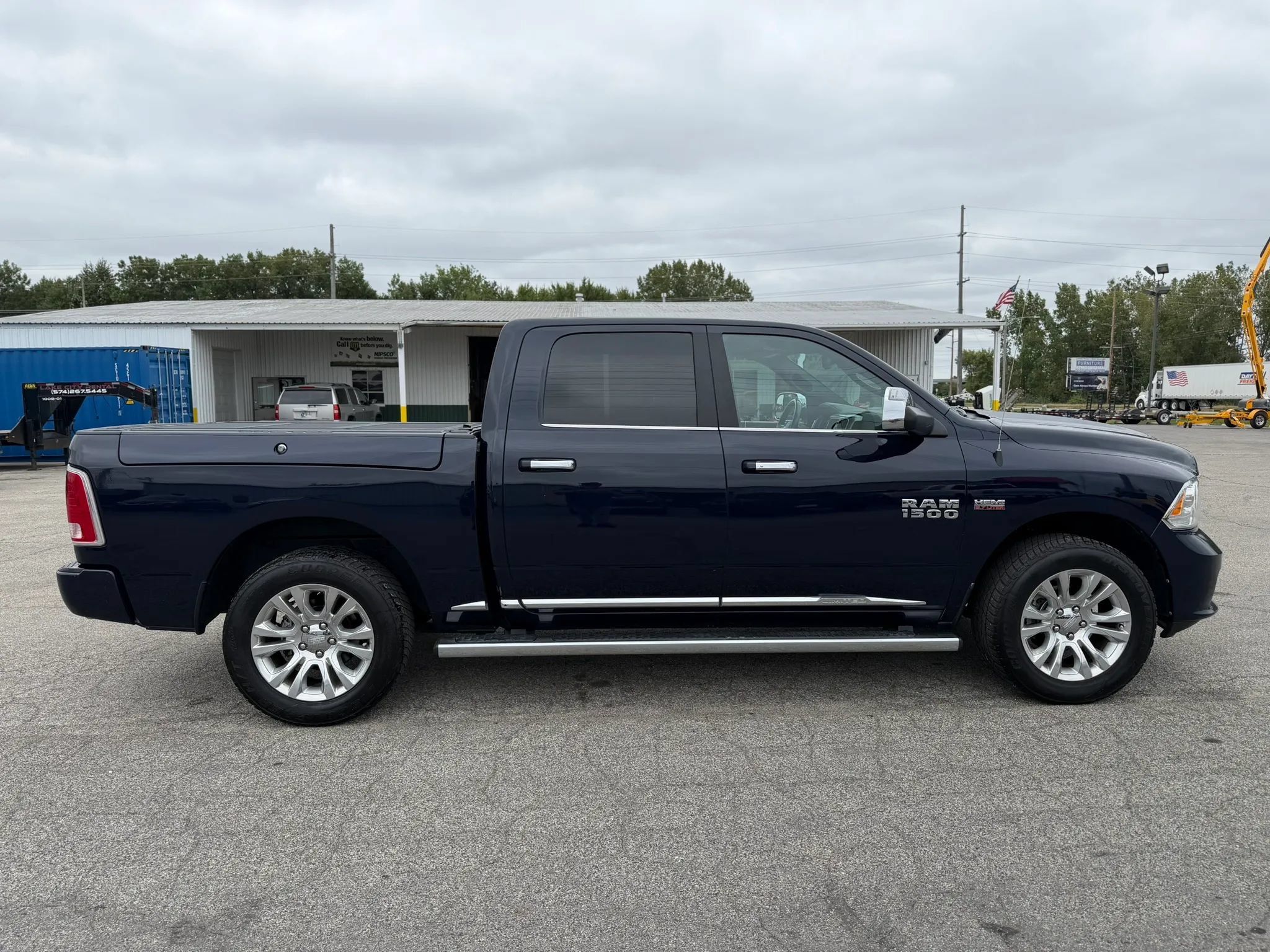 Used 2018 RAM 1500 Limited AWD/4WD image 4