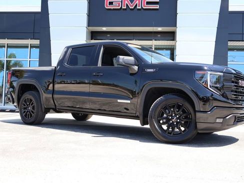 Used 2025 GMC Sierra 1500 Elevation RWD image 3