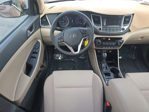 Used 2017 Hyundai Tucson SE image 13