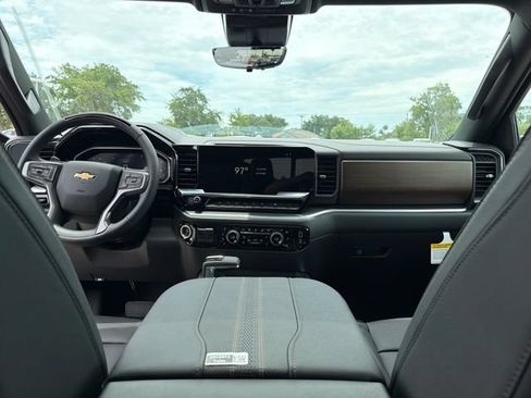 New 2026 Chevrolet Silverado 1500 High Country AWD/4WD image 31