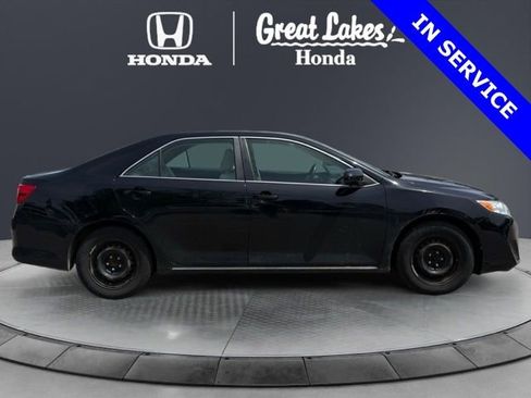 Used 2012 Toyota Camry LE FWD image 9
