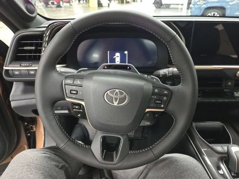 New 2026 Toyota Crown Platinum AWD/4WD image 32