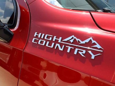 Used 2021 Chevrolet Tahoe High Country AWD/4WD image 10
