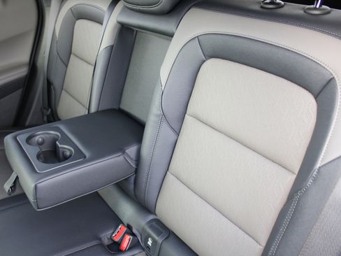 New 2026 Chevrolet Equinox LT w/ Convenience Package II image 40