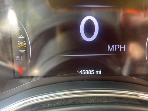 Used 2014 Jeep Grand Cherokee Laredo w/ Quick Order Package 23E image 10