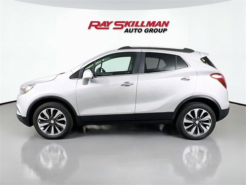 Used 2022 Buick Encore Preferred w/ Safety Package image 4