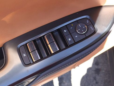 Used 2024 Lexus RZ 450e Premium w/ Accessory Package (A2) image 18