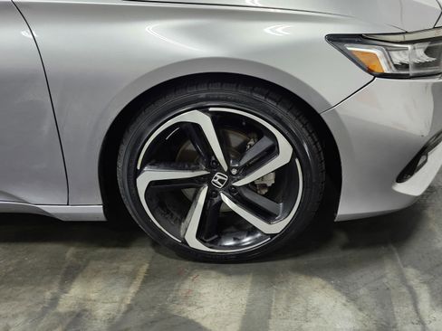 Used 2022 Honda Accord Sport image 11