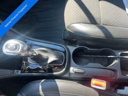 Used 2021 Buick Encore Preferred image 17