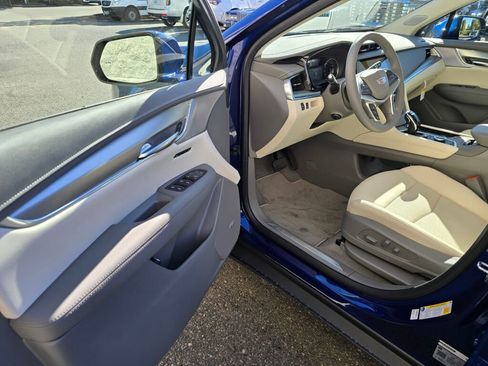 New 2025 Cadillac XT5 Premium Luxury image 22