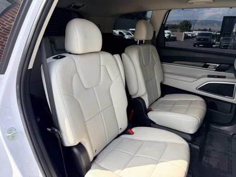 Used 2022 Kia Telluride EX w/ EX Premium Package AWD/4WD image 27