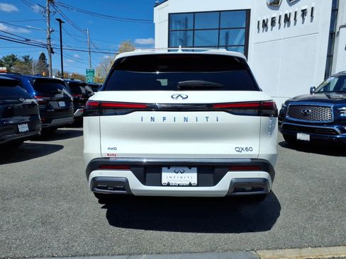 Certified 2023 INFINITI QX60 Sensory w/ Vision Package AWD/4WD image 6