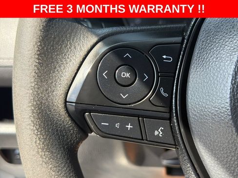 Used 2021 Toyota RAV4 XLE AWD/4WD image 39