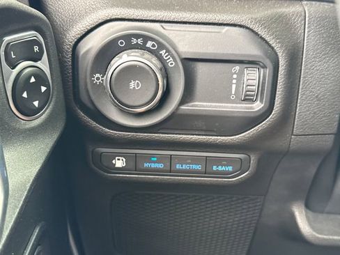 Used 2023 Jeep Wrangler Unlimited w/ Cold Weather Group AWD/4WD image 34
