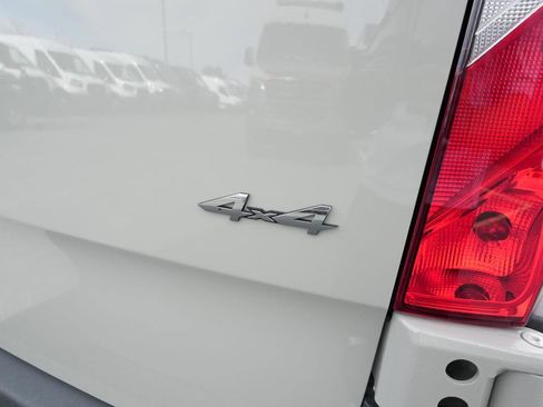 Used 2022 Mercedes-Benz Sprinter 2500 image 39