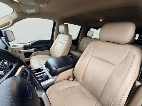 Used 2017 Ford F150 Lariat w/ Equipment Group 502A Luxury AWD/4WD image 17