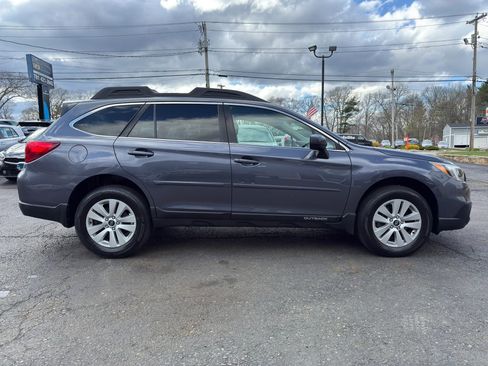 Used 2016 Subaru Outback 2.5i Premium AWD/4WD image 8
