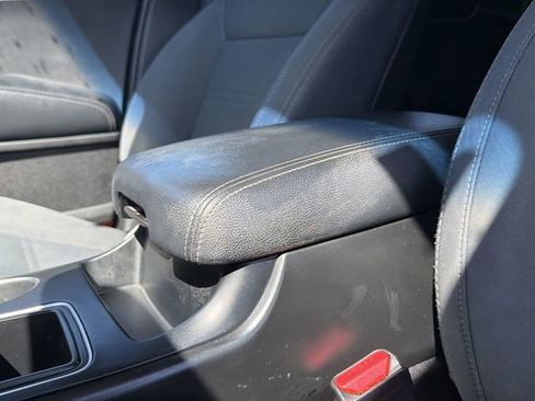 Certified 2017 Kia Sorento FWD image 20