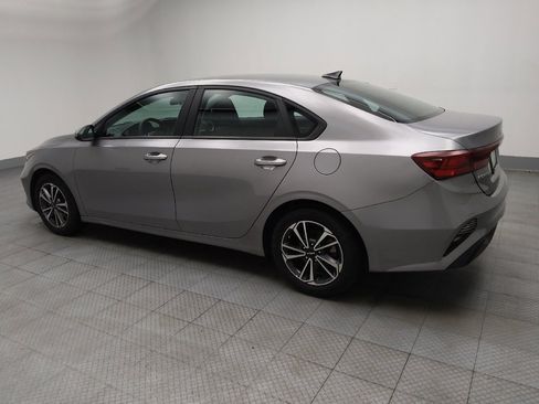 Used 2023 Kia Forte LXS image 3