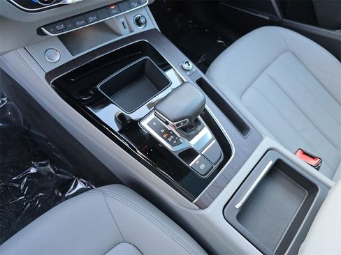 Certified 2022 Audi Q5 2.0T Premium Plus w/ Premium Plus Package image 28