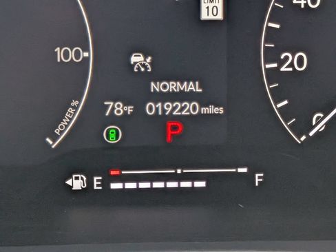 Used 2025 Honda Civic Sport image 19