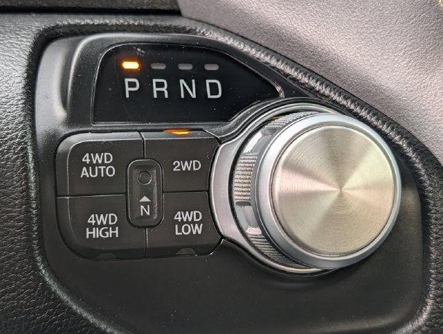 Used 2020 RAM 1500 Laramie w/ Sport Appearance Package AWD/4WD image 18
