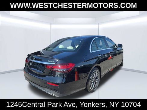 Used 2021 Mercedes-Benz E 350 4MATIC Sedan image 4