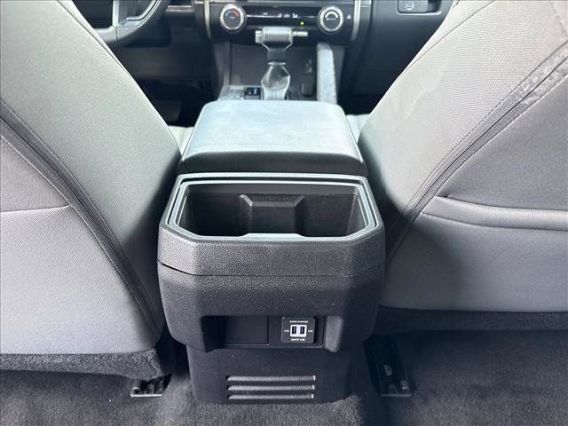 Certified 2024 Toyota Tacoma SR5 AWD/4WD image 22