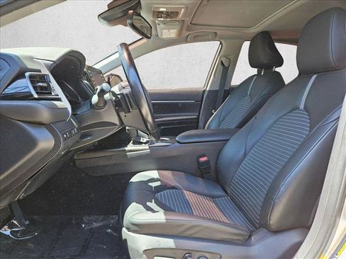 Used 2023 Toyota Camry SE w/ Convenience Package FWD image 12