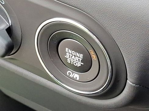 Used 2023 Maserati Levante Modena image 24