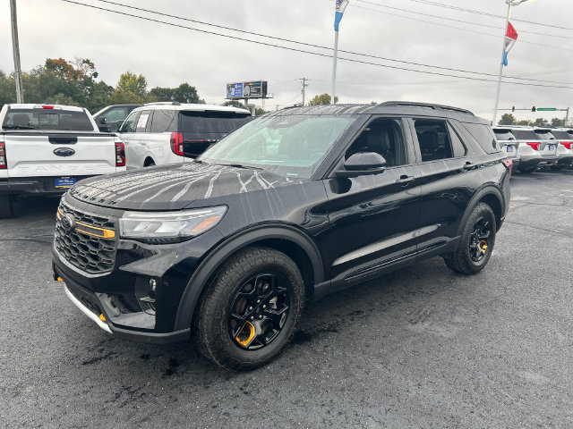 Used 2026 Ford Explorer Tremor w/ Tremor Convenience Package AWD/4WD image 3