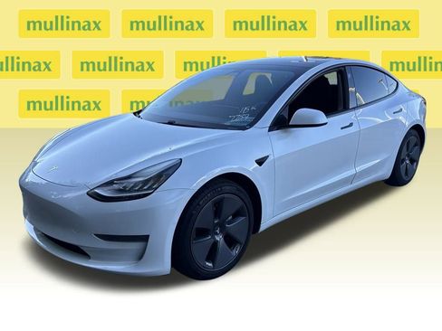 Used 2021 Tesla Model 3 Standard Range Plus image 13