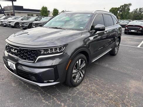 Used 2023 Kia Sorento EX AWD/4WD image 7