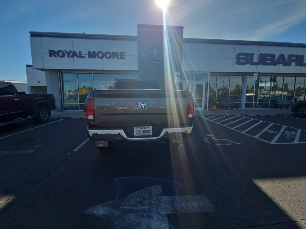 Used 2014 RAM 3500 Tradesman w/ Chrome Appearance Group RWD image 6