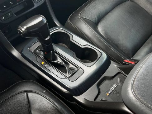 Used 2019 Chevrolet Colorado Z71 w/ Z71 Midnight Edition AWD/4WD image 20