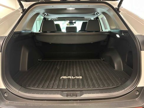 Certified 2025 Toyota RAV4 XLE w/ Convenience Package AWD/4WD image 31