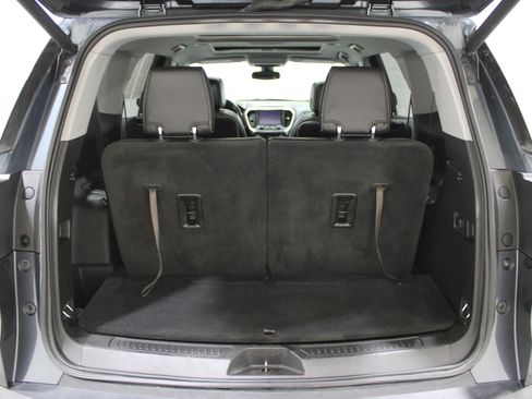 Used 2019 GMC Acadia SLT image 31