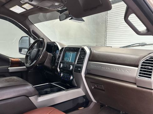 Used 2018 Ford F250 King Ranch w/ Chrome Package AWD/4WD image 15